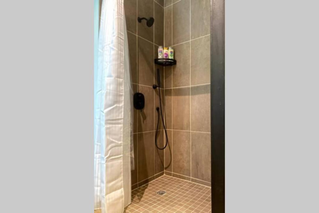 3E - *Renovated* 3 Min To Hillman Cancer Center Sleeps 6 Pittsburgh Eksteriør billede